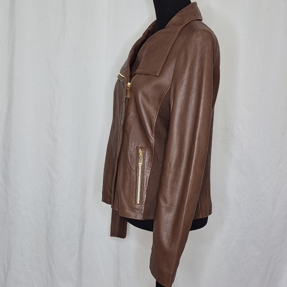 Tahari Women's Brown Lambskin Leather and Knit Zip-Front Cropped Jacket - Size M - Picture 2 of 13
